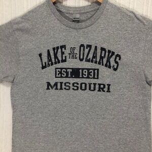 Lake of the Ozarks‎ Missouri Graphic Gildan T-Shirt Men's Size Large